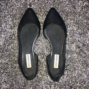 black steve madden pointed toe flats